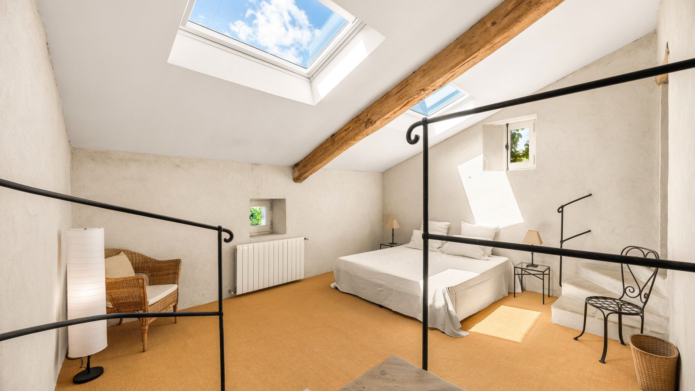 maison provençale 10 Pièces en vente sur VARAGES (83670)