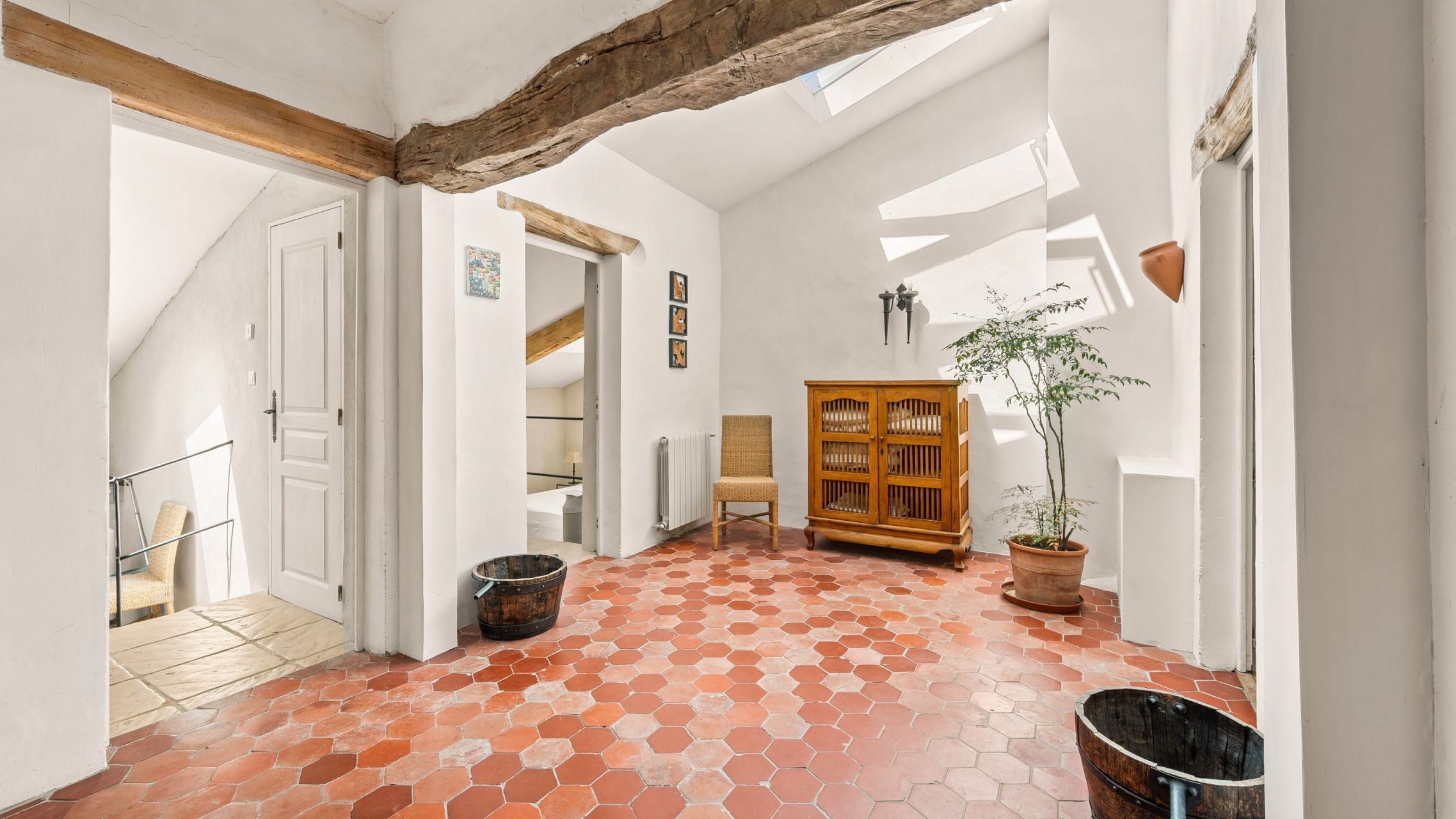 maison provençale 10 Pièces en vente sur VARAGES (83670)