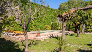 maison provençale 10 Pièces en vente sur VARAGES (83670)