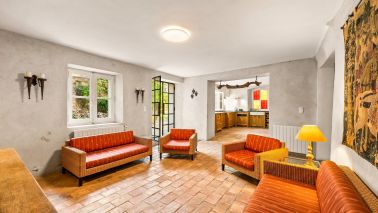 maison provençale 10 Pièces en vente sur VARAGES (83670)