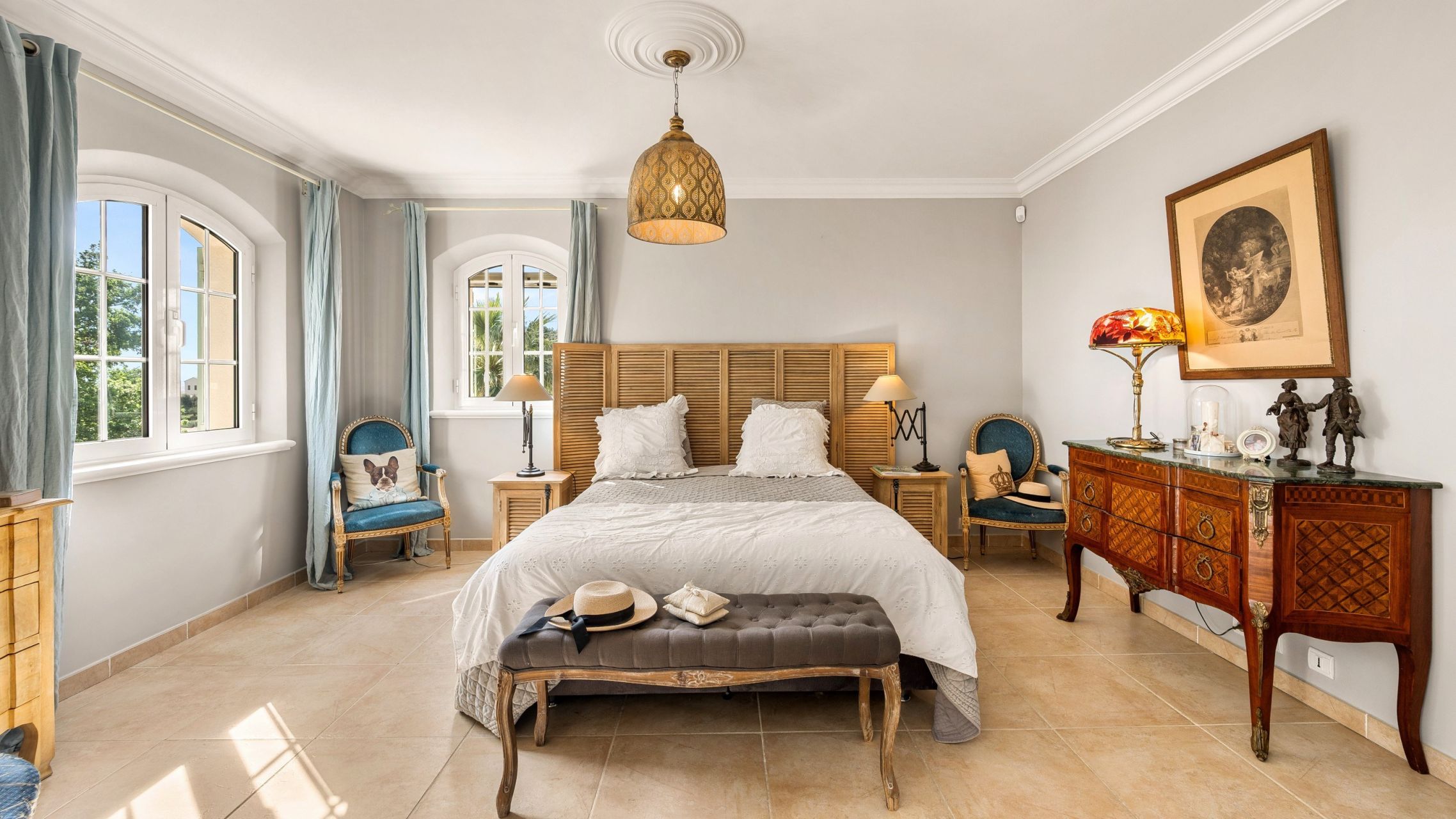 provencal house 7 Rooms for sale on DRAGUIGNAN (83300)