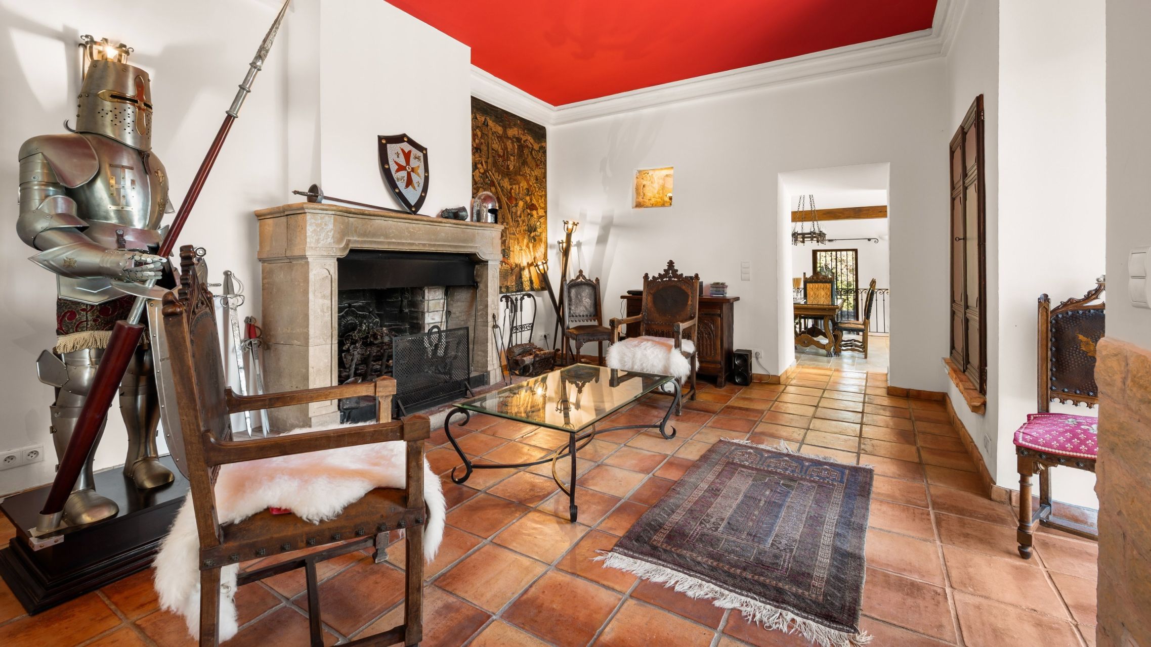 property 7 Rooms for sale on FIGANIERES (83830)