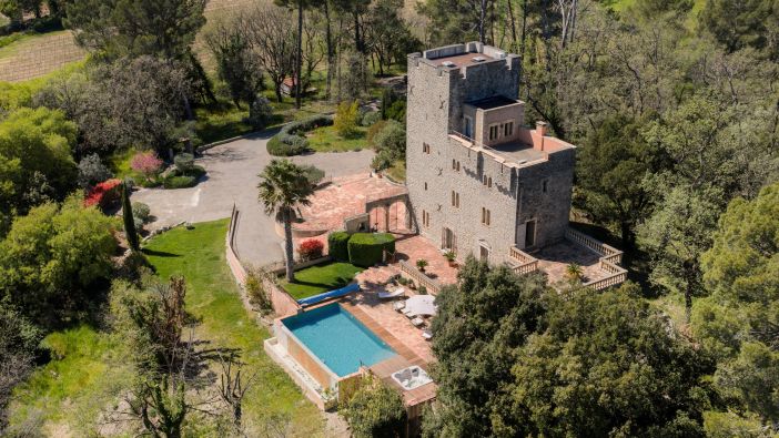 Vente Propriété Figanières 7&nbsp;Pièces 234&nbsp;m²