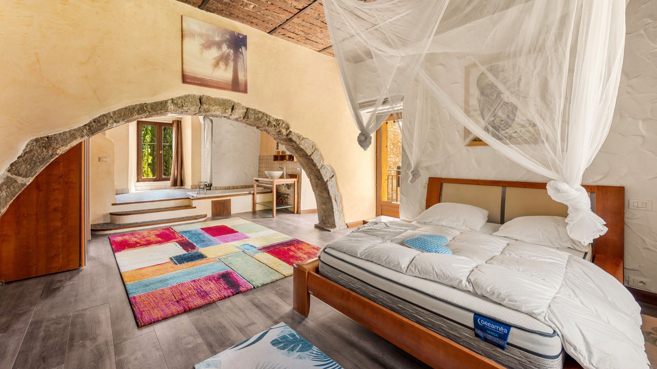 bastide 30 Rooms for sale on AMPUS (83111)