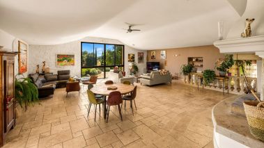 bastide 30 Pièces en vente sur AMPUS (83111)