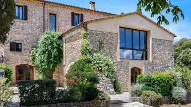 bastide 30 Pièces en vente sur AMPUS (83111)