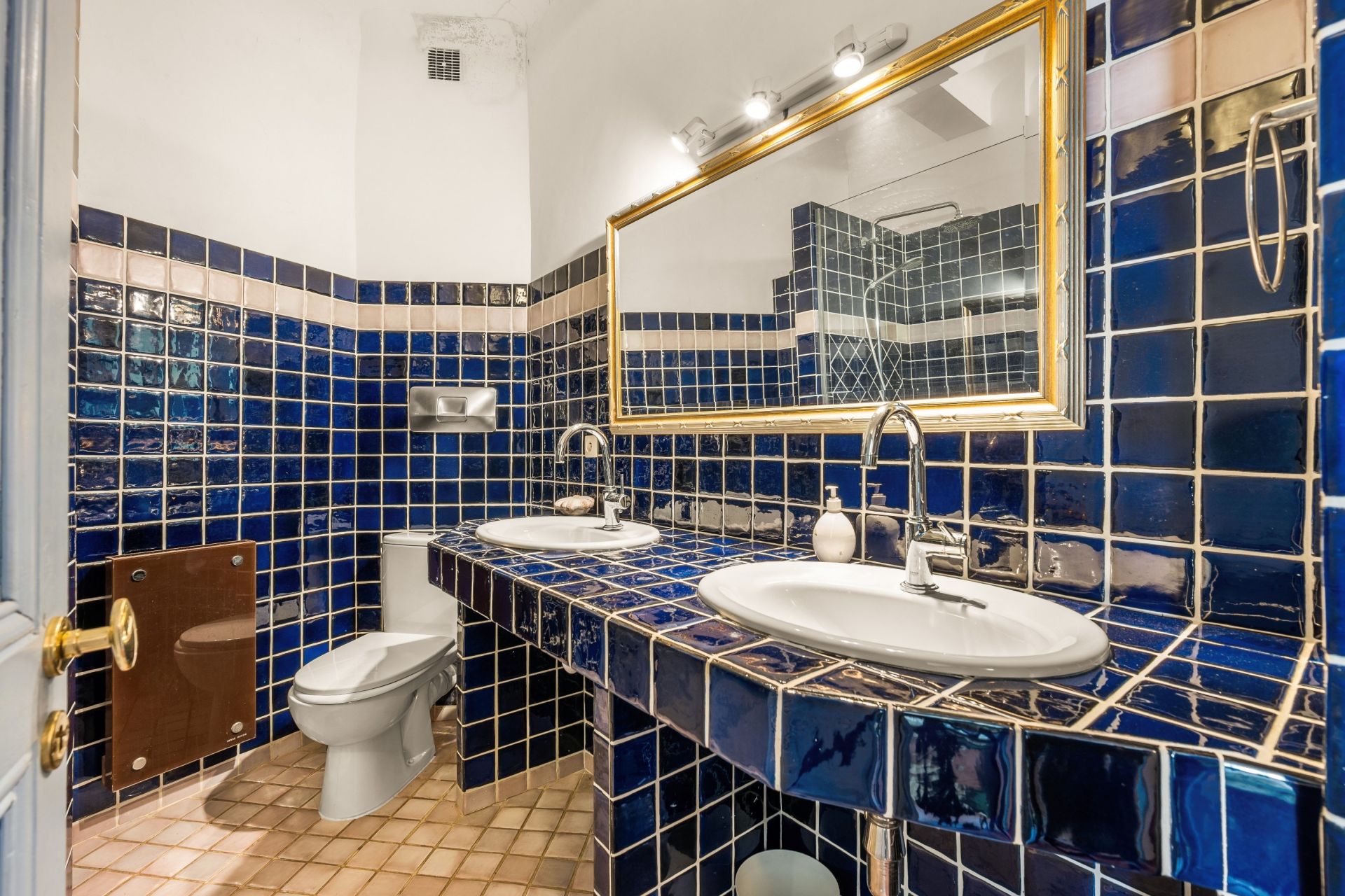 maison de ville 7 Pièces en vente sur VILLECROZE (83690)