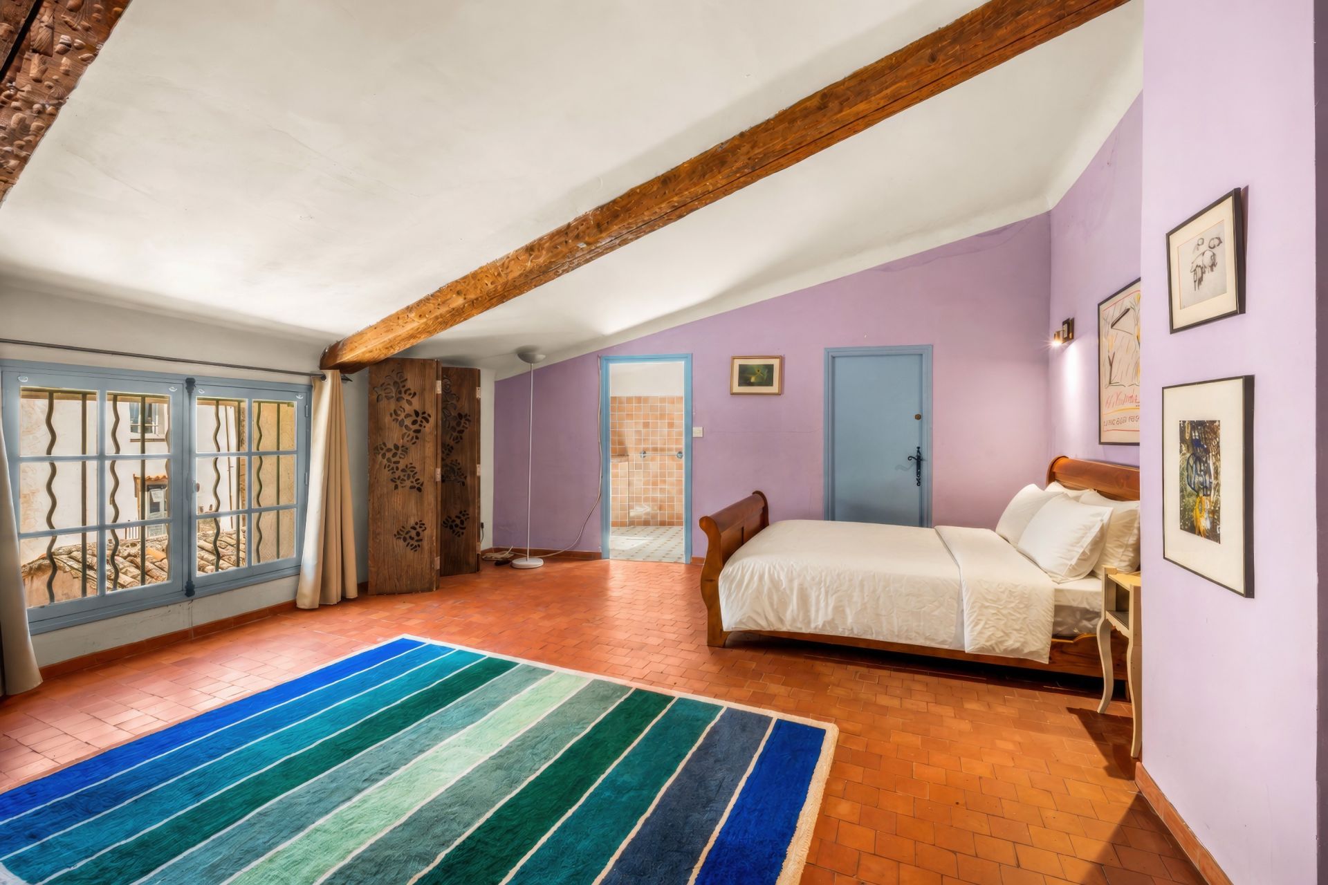 townhouse 7 Rooms for sale on VILLECROZE (83690)
