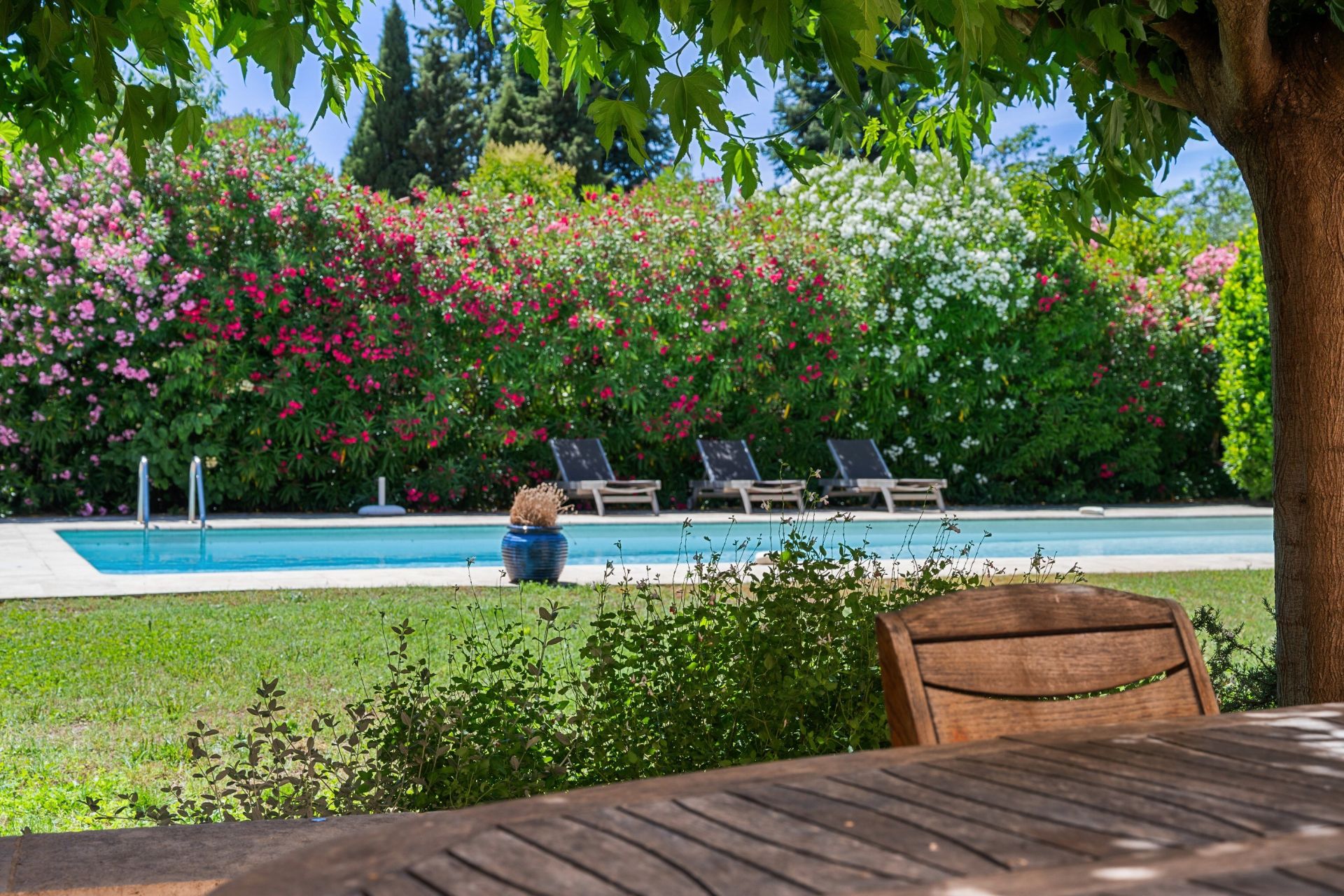 townhouse 7 Rooms for sale on VILLECROZE (83690)