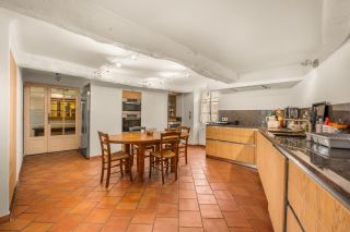townhouse 7 Rooms for sale on VILLECROZE (83690)