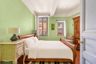 townhouse 7 Rooms for sale on VILLECROZE (83690)