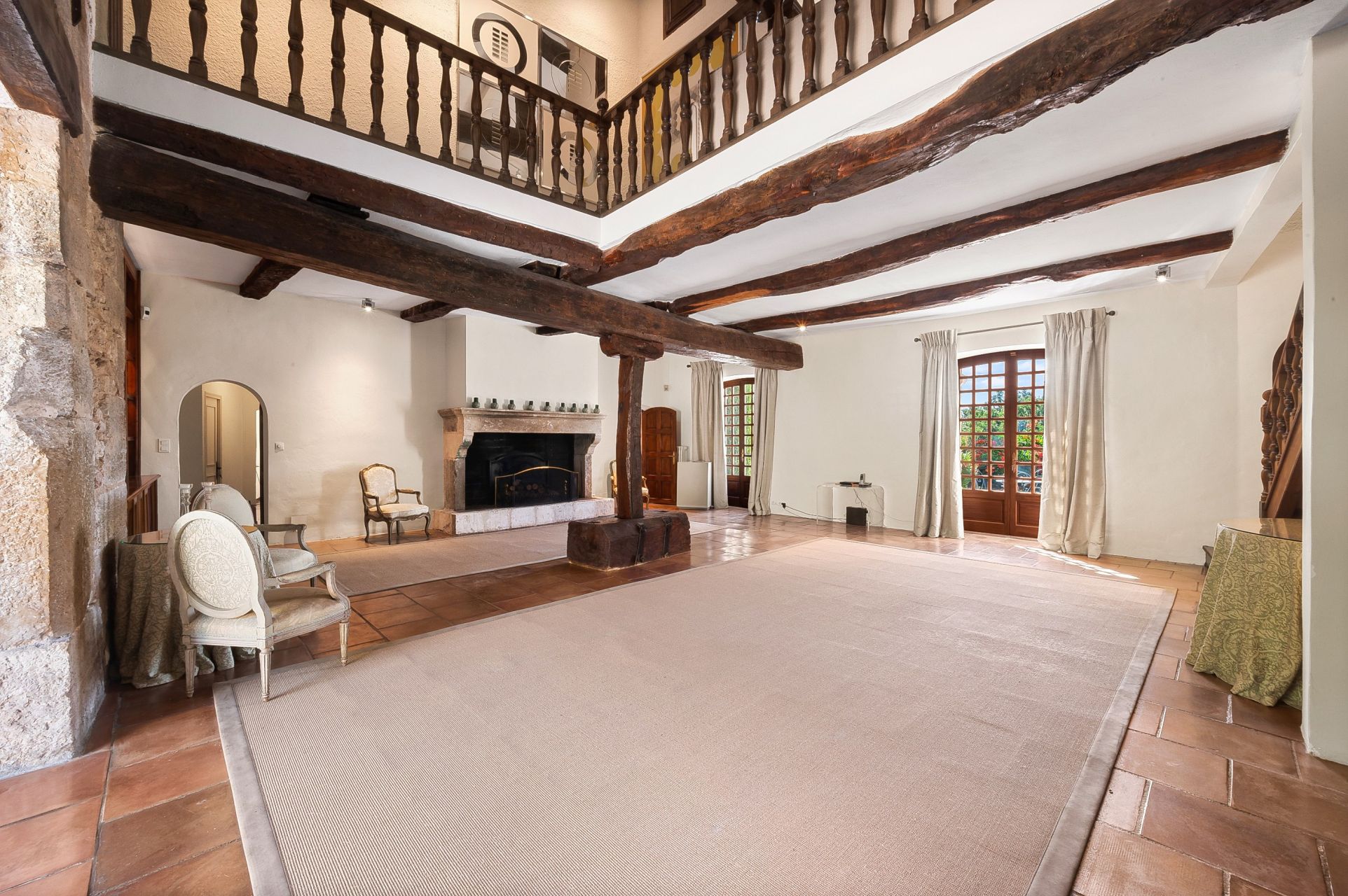 bastide 11 Rooms for sale on MOISSAC BELLEVUE (83630)