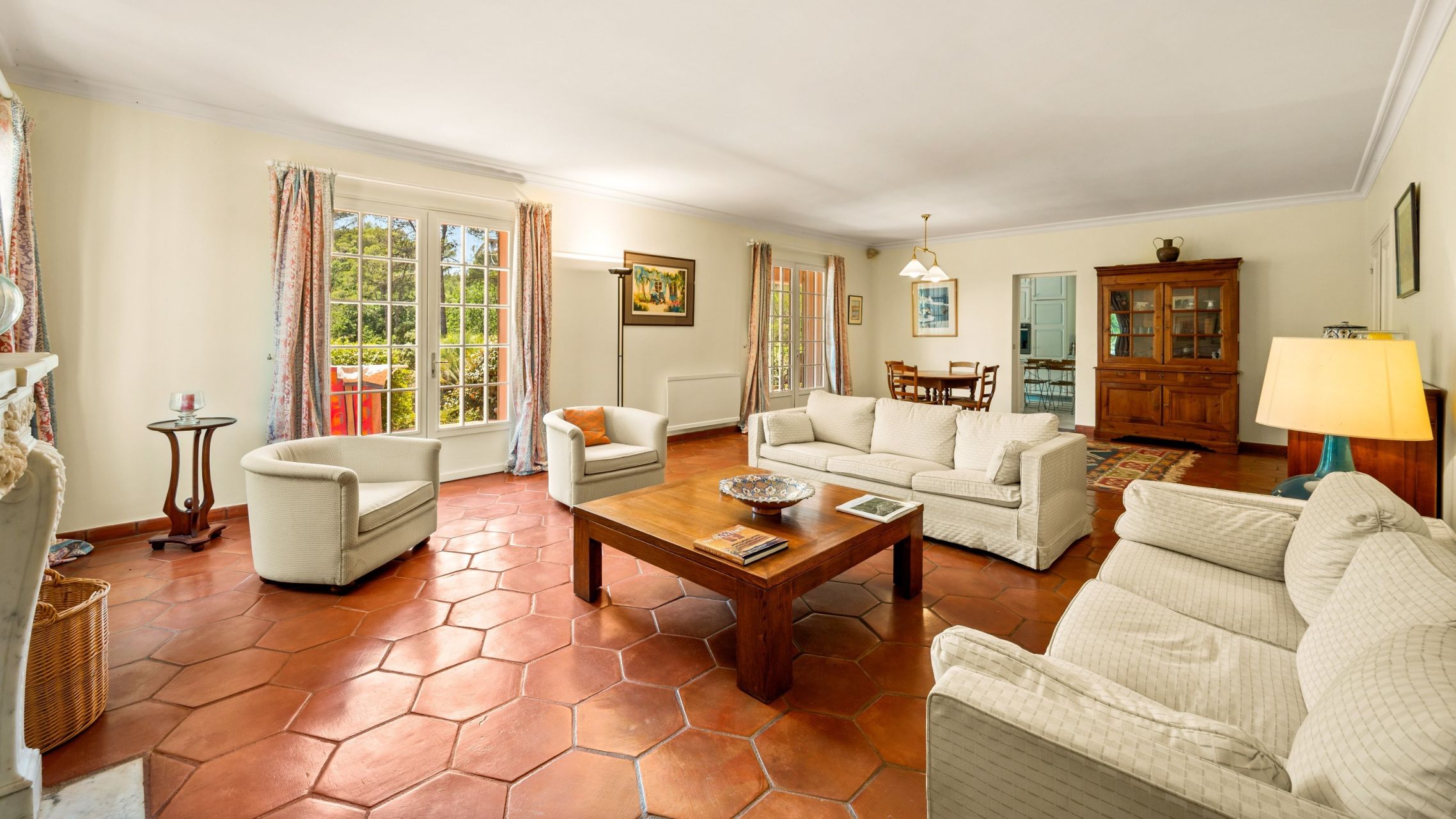 provencal house 6 Rooms for sale on DRAGUIGNAN (83300)