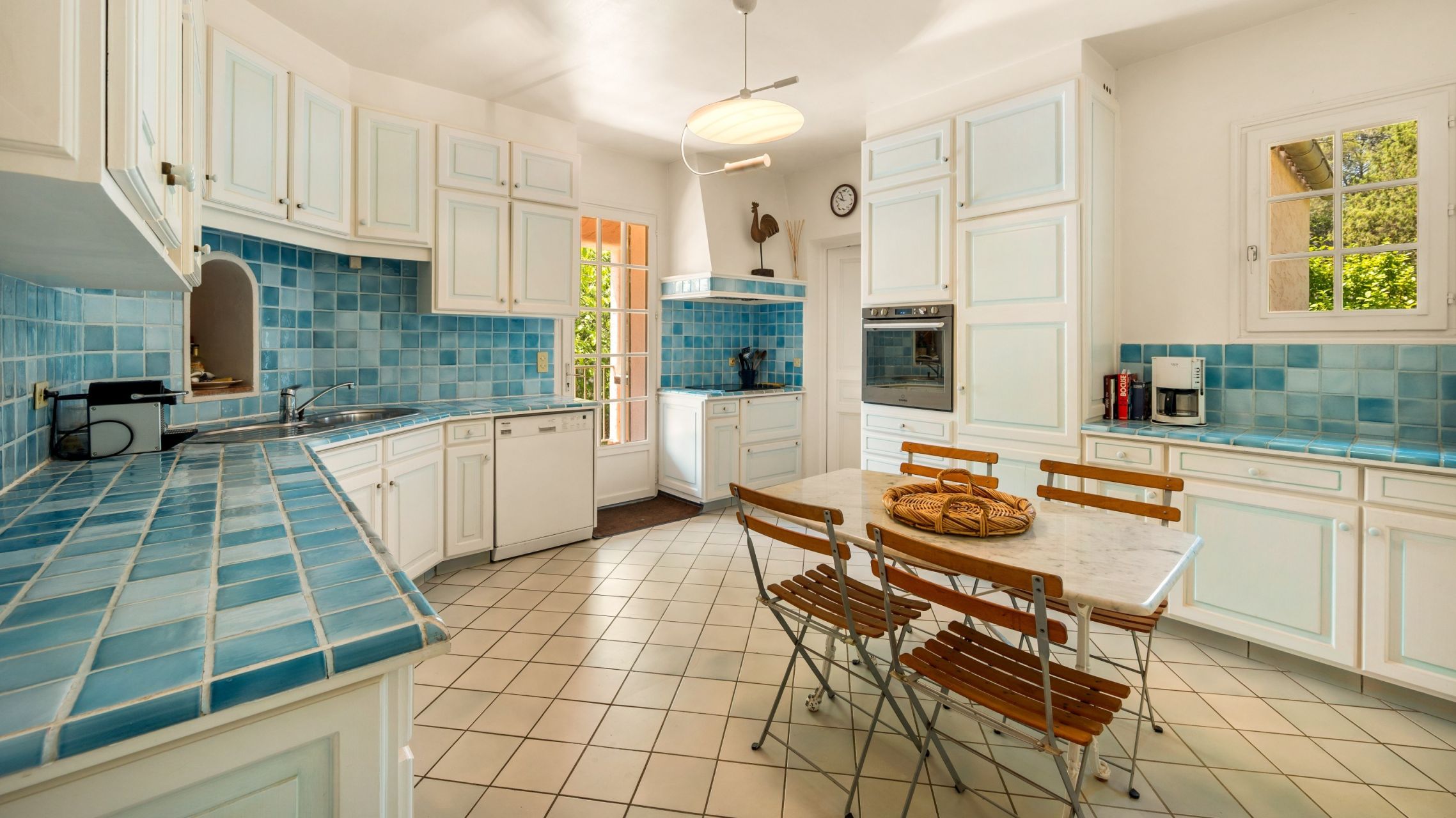 provencal house 6 Rooms for sale on DRAGUIGNAN (83300)