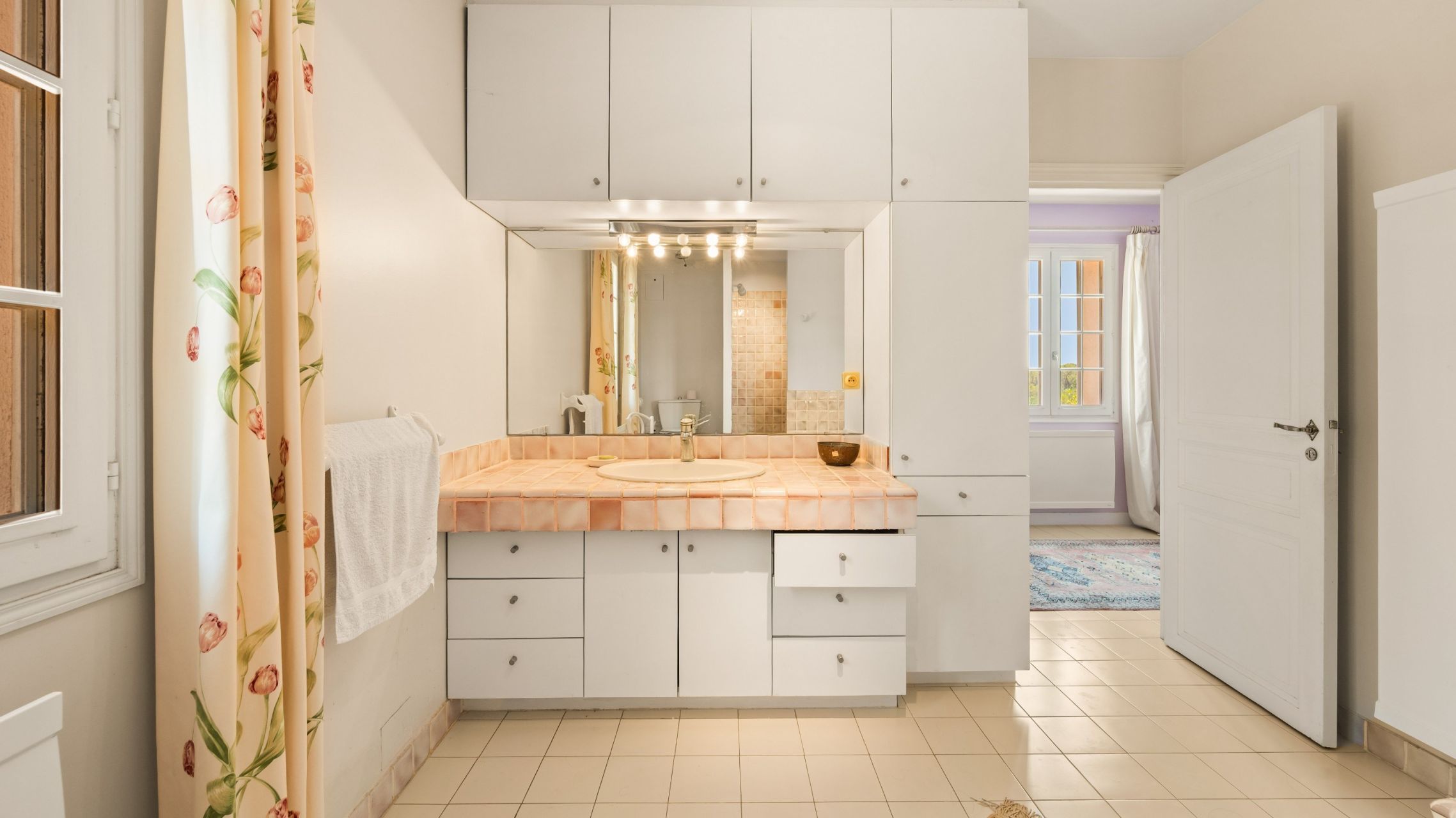 provencal house 6 Rooms for sale on DRAGUIGNAN (83300)