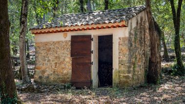 provencal house 6 Rooms for sale on DRAGUIGNAN (83300)