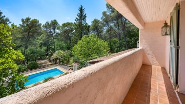 provencal house 6 Rooms for sale on DRAGUIGNAN (83300)