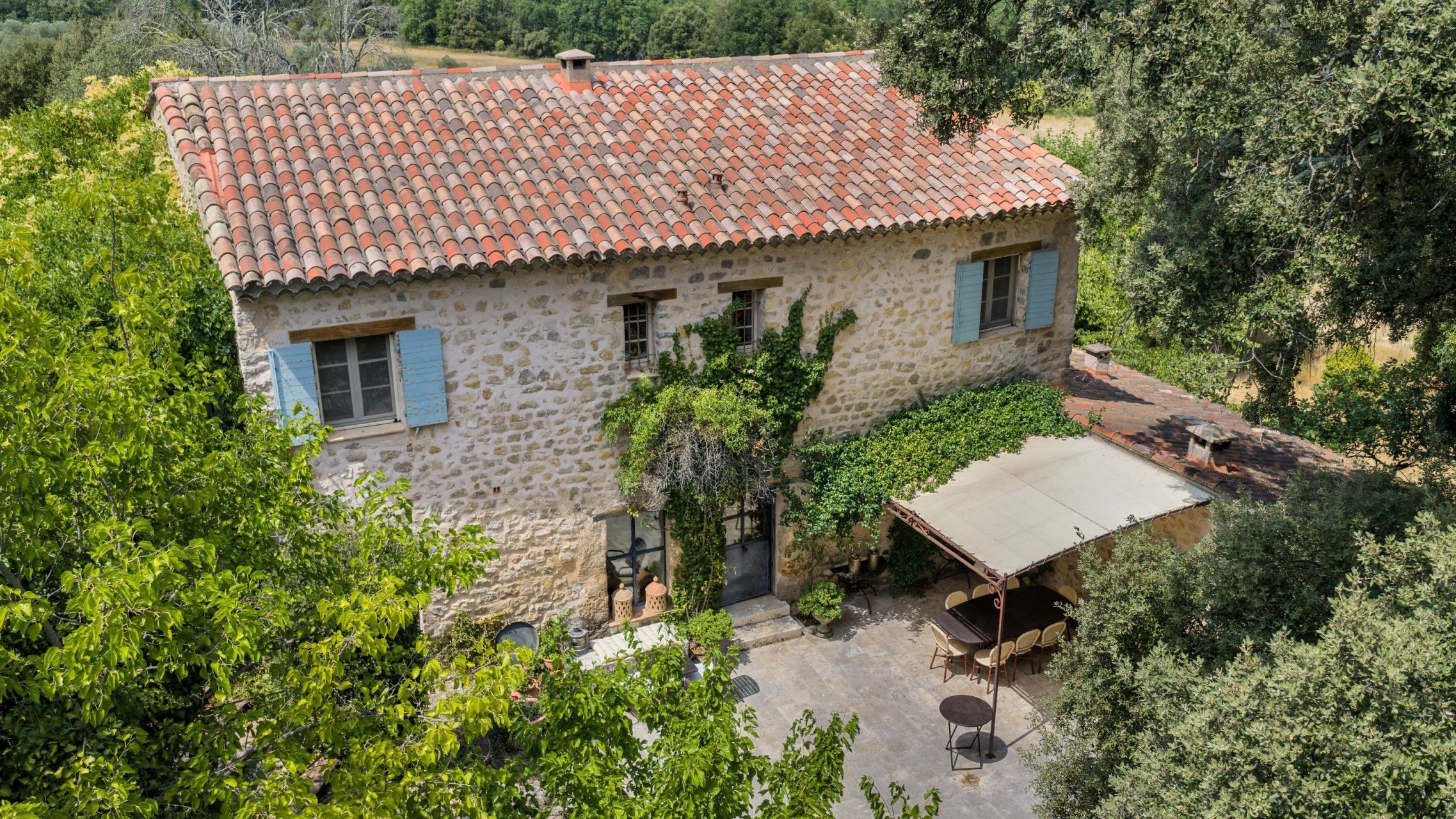 provencal house 6 Rooms for sale on LORGUES (83510)