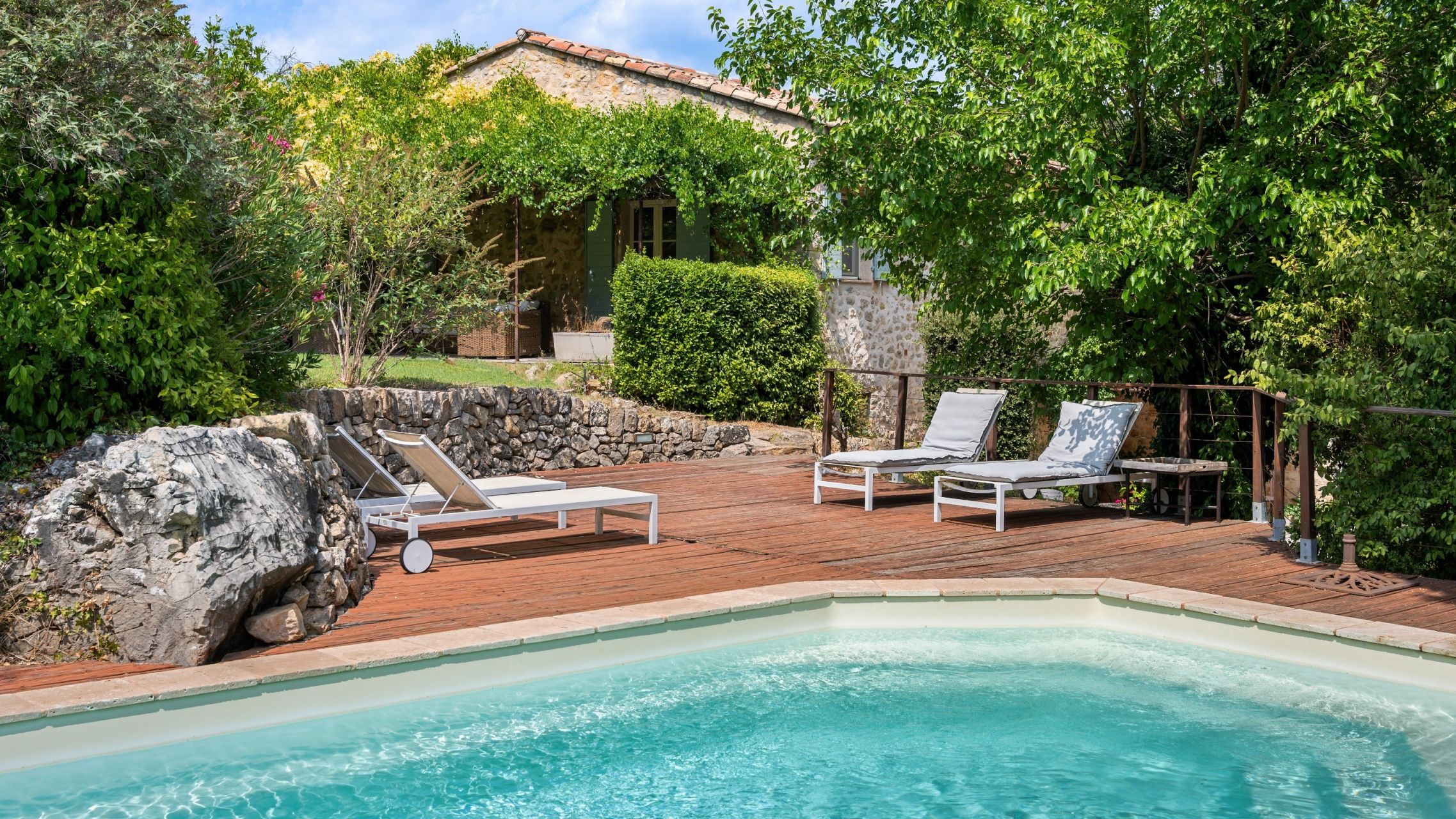 provencal house 6 Rooms for sale on LORGUES (83510)
