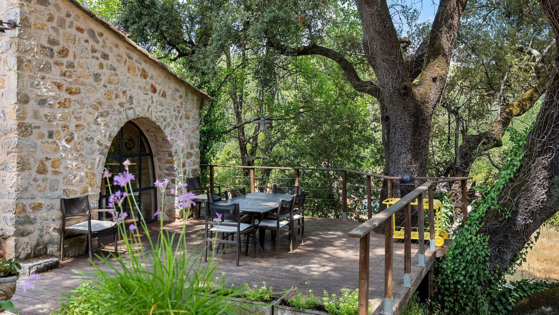 provencal house 6 Rooms for sale on LORGUES (83510)