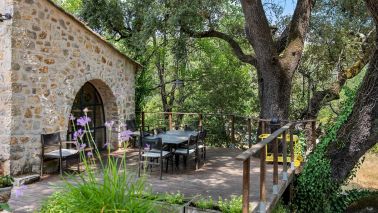 provencal house 6 Rooms for sale on LORGUES (83510)