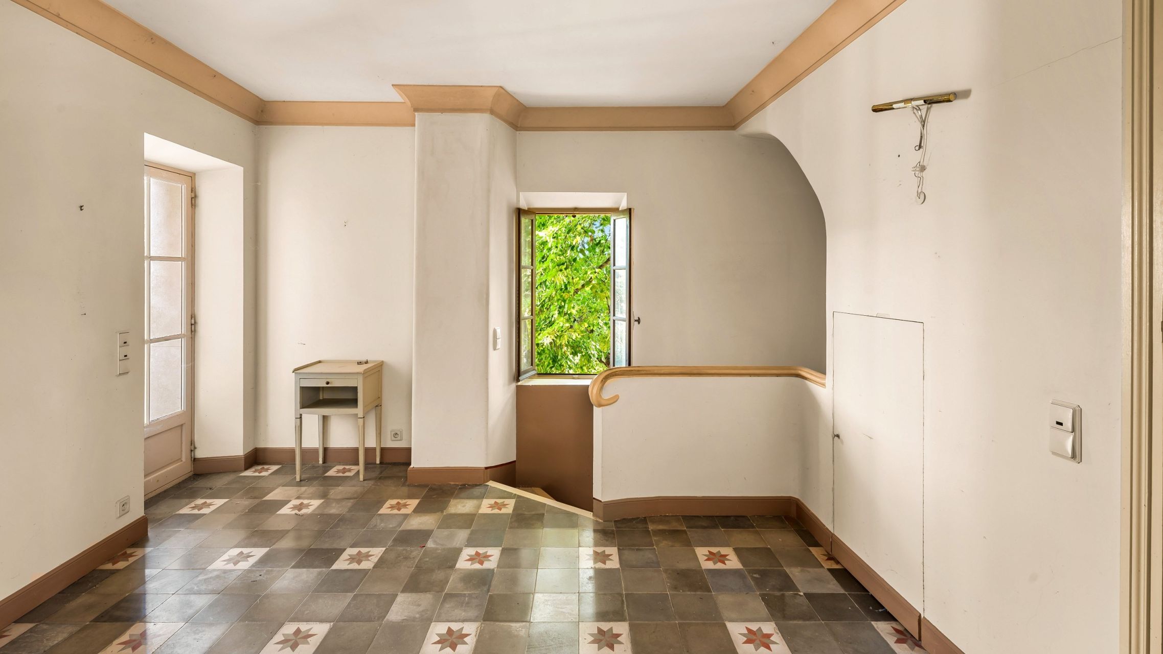 bastide 7 Rooms for sale on CALLIAN (83440)