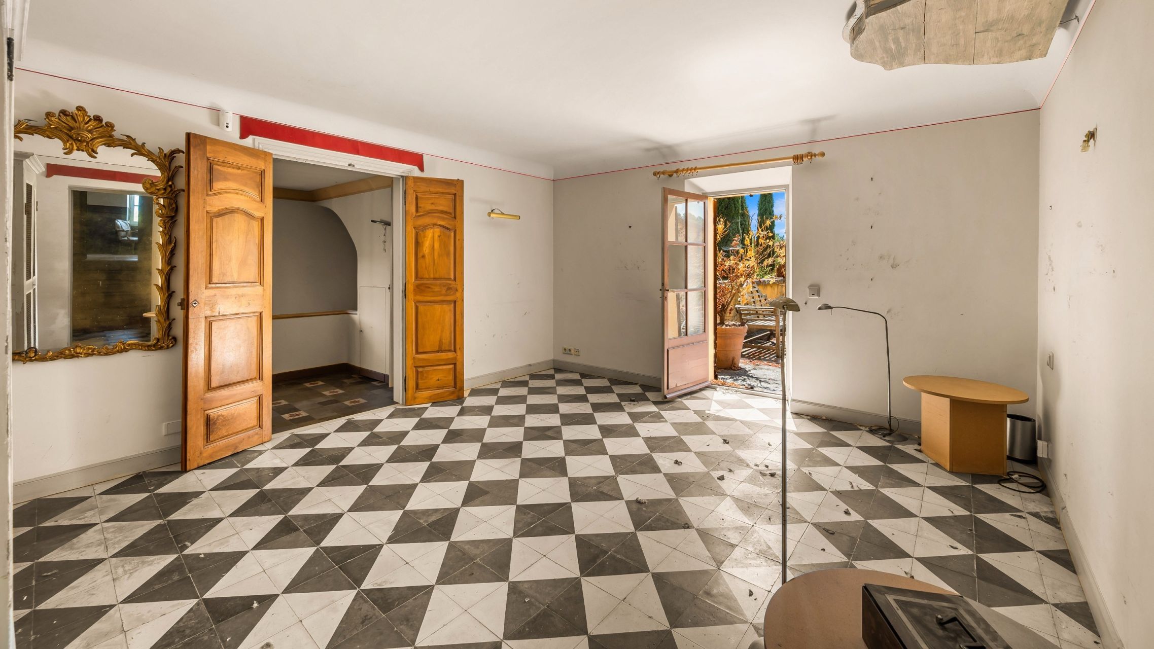 bastide 7 Rooms for sale on CALLIAN (83440)