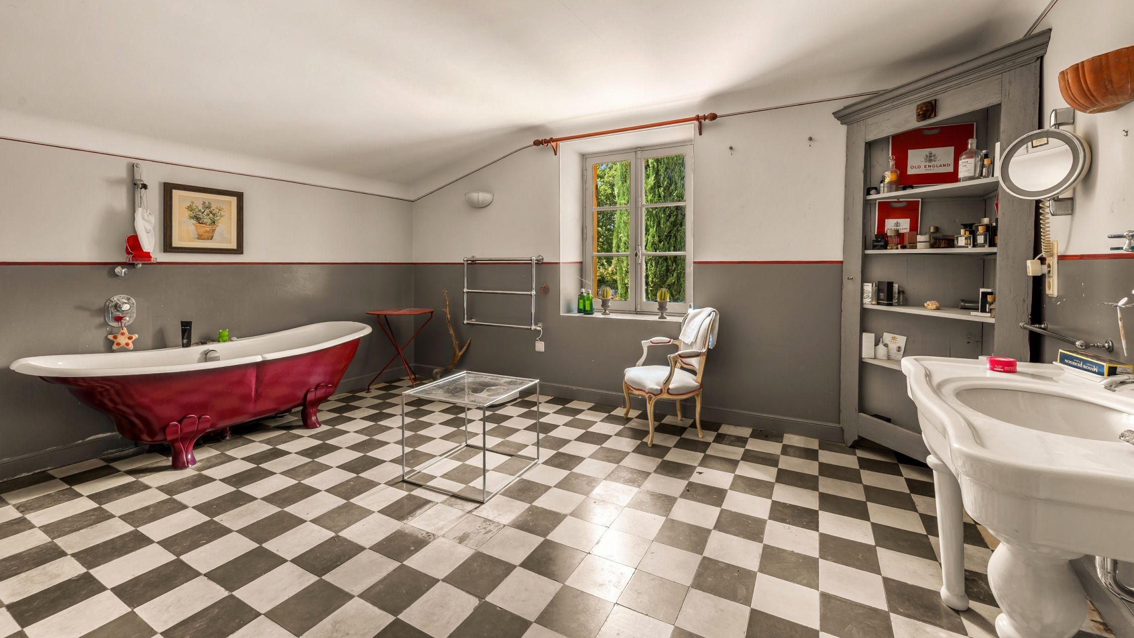 bastide 7 Rooms for sale on CALLIAN (83440)