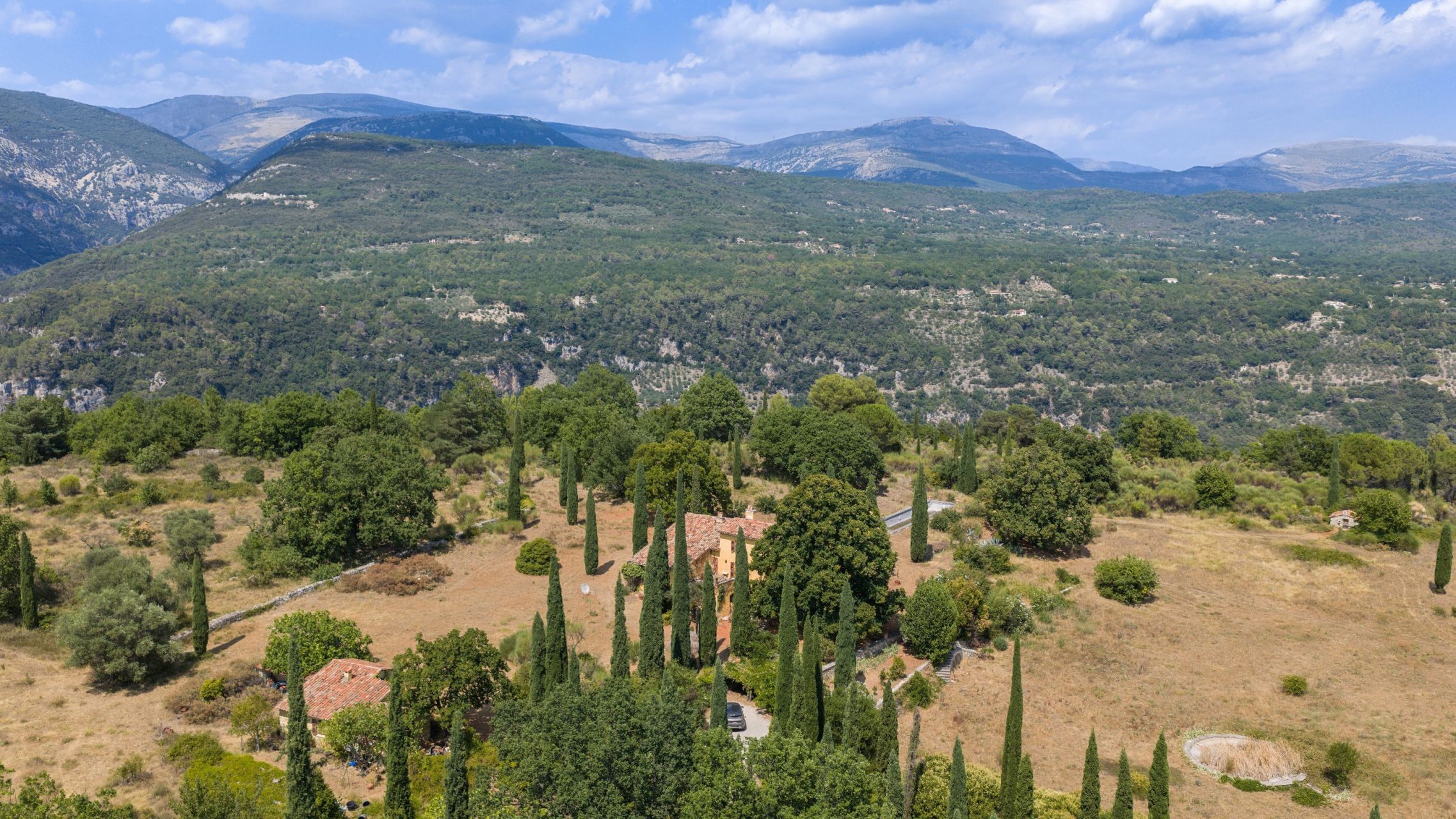 bastide 7 Rooms for sale on CALLIAN (83440)
