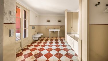 bastide 7 Rooms for sale on CALLIAN (83440)