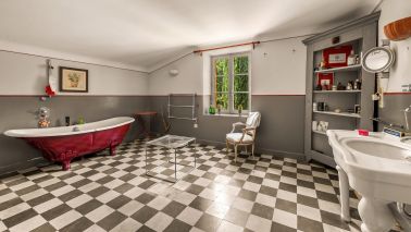bastide 7 Rooms for sale on CALLIAN (83440)