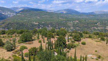 bastide 7 Rooms for sale on CALLIAN (83440)