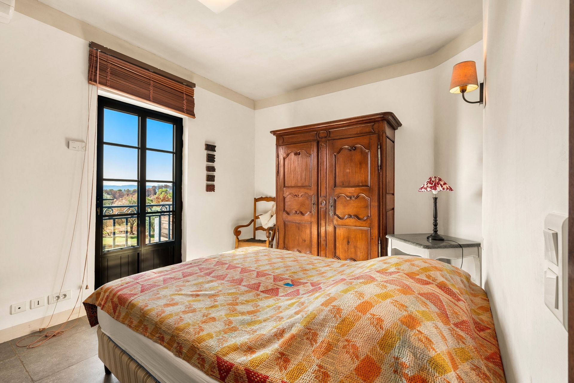maison 5 Pièces en vente sur COTIGNAC (83570)