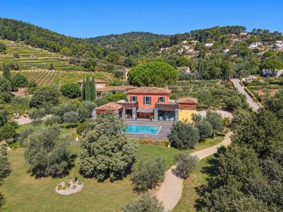 Vente Maison Cotignac 5&nbsp;Pièces 182&nbsp;m²
