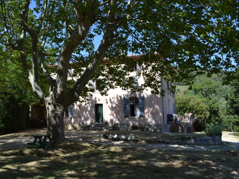 Bastide authentique de 400 ans